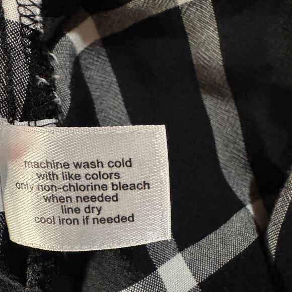 Lane Bryant SZ 16 Top Plaid Button-Up Ruffled Collared Long Sleeve Lightweight - Picture 10 of 10